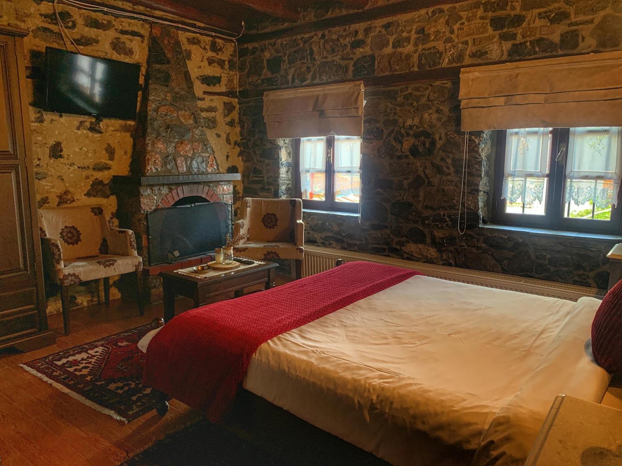 Archontiko Tarsouna Agios Athanasios  Buitenkant foto